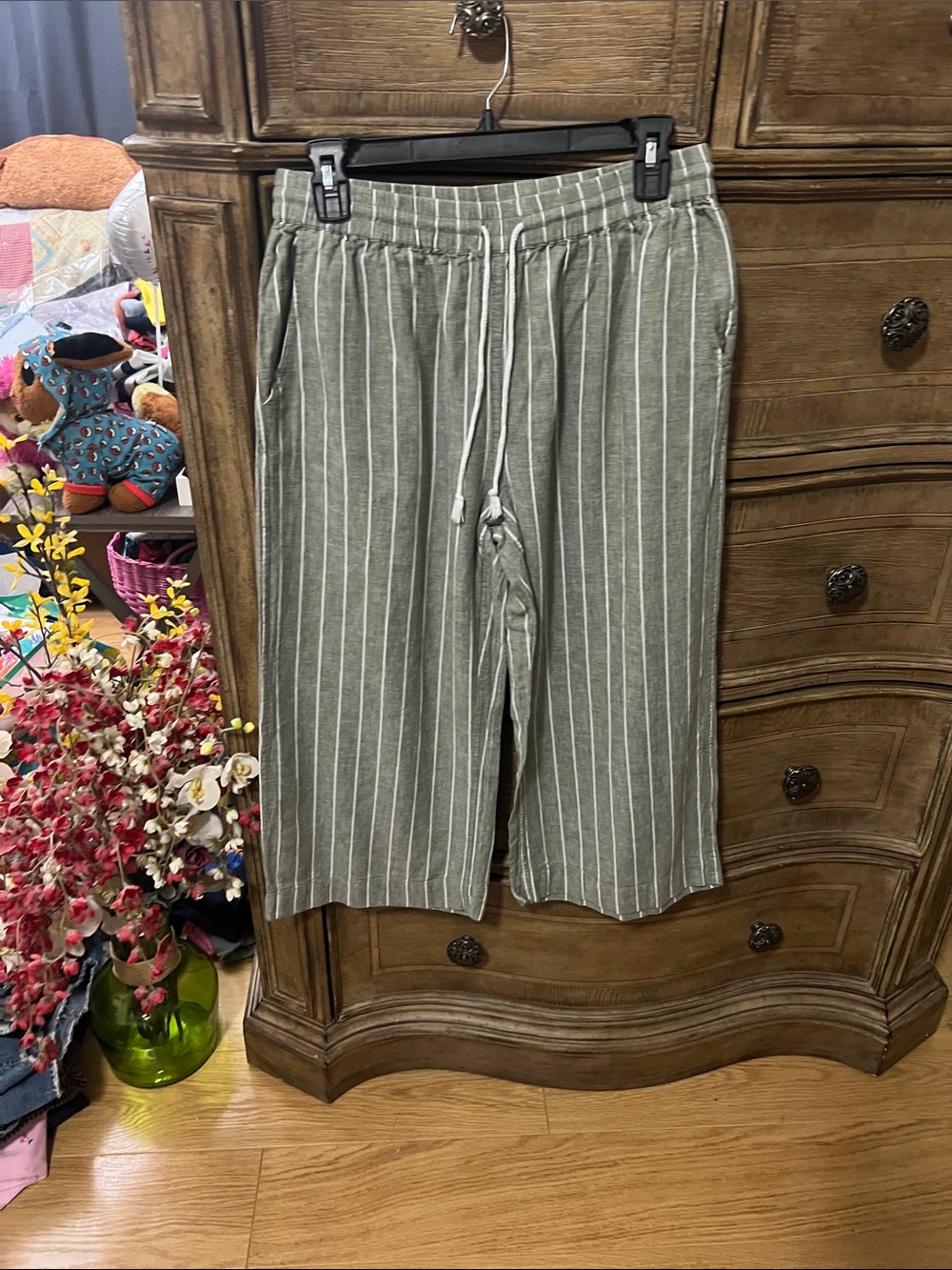 beachlunchlounge Olive Green & White Striped Cropped Jogger Pants